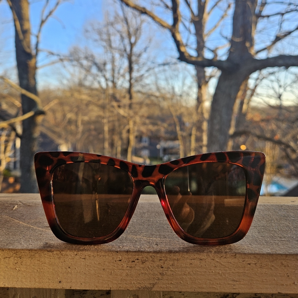 Vintage Tortoise Cateye Sunglasses